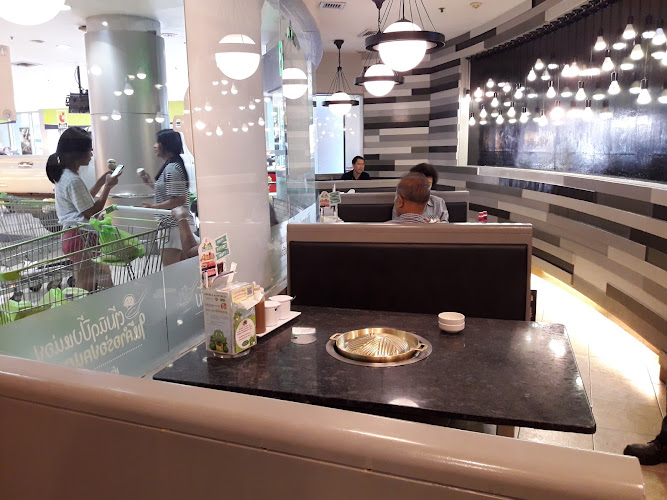 Bar-B-Q Plaza