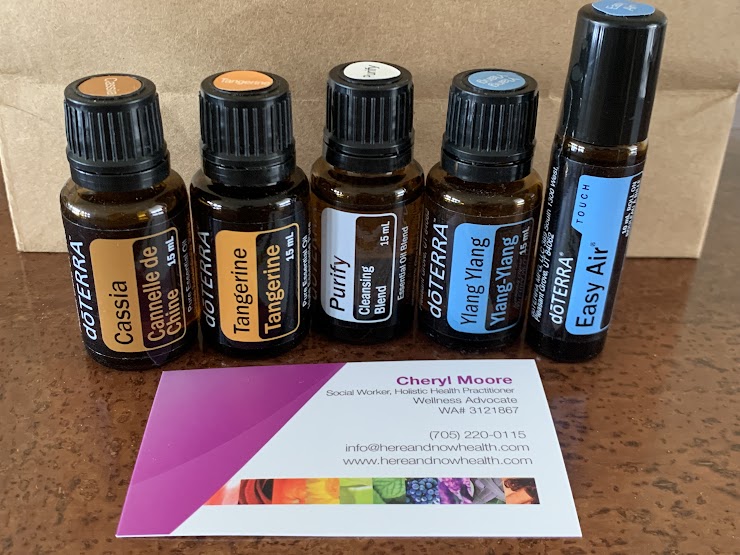 Enjoy this doTERRA gift pack featuring 5 essential oils designed to invigorate your senses and promote overall health and wellbeing. 

Cassia-With a soothing and sweetly spiced aroma, Cassia oil is ideal for diffusing. When diluted and applied topically, Cassia essential oil can help provide a warming sensation to the skin, and can also be used in sprays for its surface cleansing benefits. Additionally, use Cassia essential oil in the kitchen to give a boost of flavour and spice to favourite recipes.

Tangerine-Tangerine has a sweet, tangy aroma, similar to other citrus oils, that is uplifting and is known for its cleansing properties.

Purify-With a combination of refreshing and cleansing essential oils, doTERRA Purify is unmatched in cleaning properties and can help eradicate unwanted odors throughout the home. 

Ylang Ylang-derived from a small, star-shaped flower, Ylang Ylang is a sweetly floral essential oil used in luxurious skin, haircare, and aromatic routines. It is widely known for its distinct aroma and is a star in every essential oil cabinet.

Easy Air Touch-Enjoy the benefits of doTERRA Easy Air in a base of Fractionated Coconut Oil. Ideal for children and individuals with sensitive skin. 