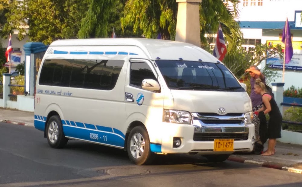 Travel from Ao Nang to Koh Lanta by shared minivan
