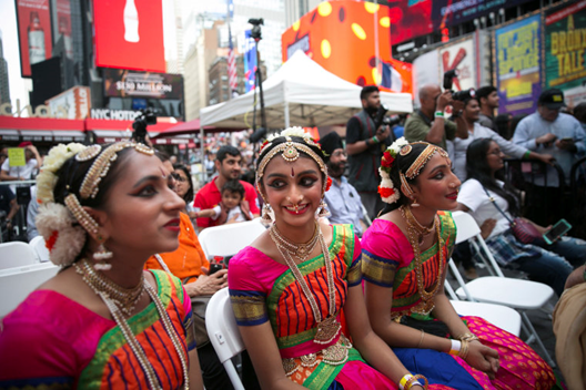 Dancers for Diwali in NY in 2017 (NBC News)
