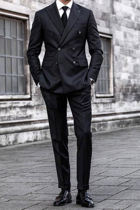Suit 3 mảnh nam đa dạng về màu sắc và phong cách