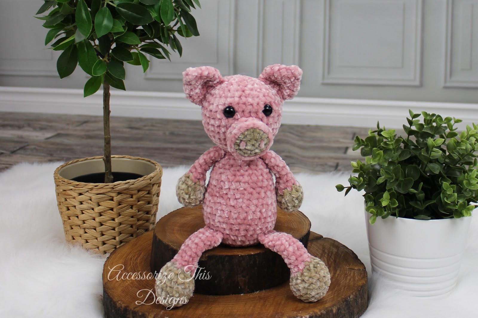 Flip Flop Pig Crochet Pattern Pig sitting on a stump