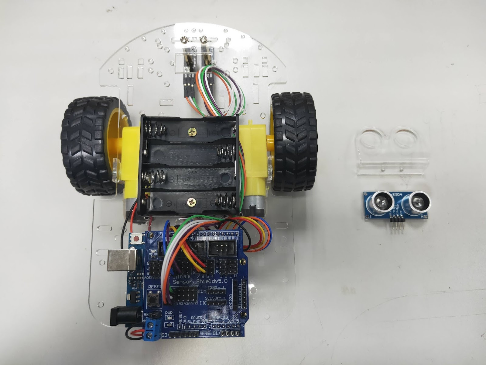 Arduino 自走車教學系列 - 單元(三)循線與避障