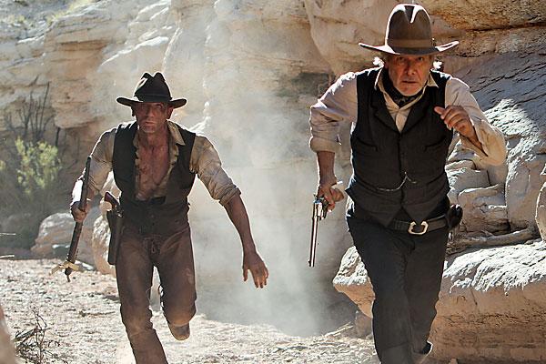 1.COWBOYS & ALIENS 4