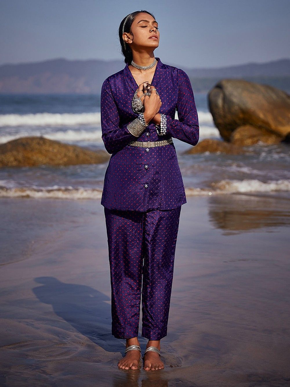 the loom - Purple Bandhani Silk Embroidered Jacket