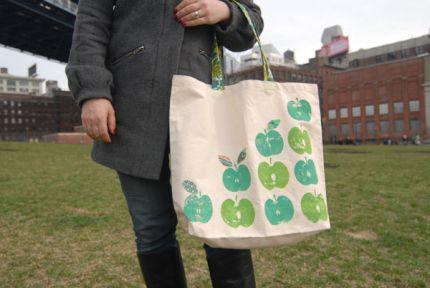Project: Apple Stamp Tote – Stamping