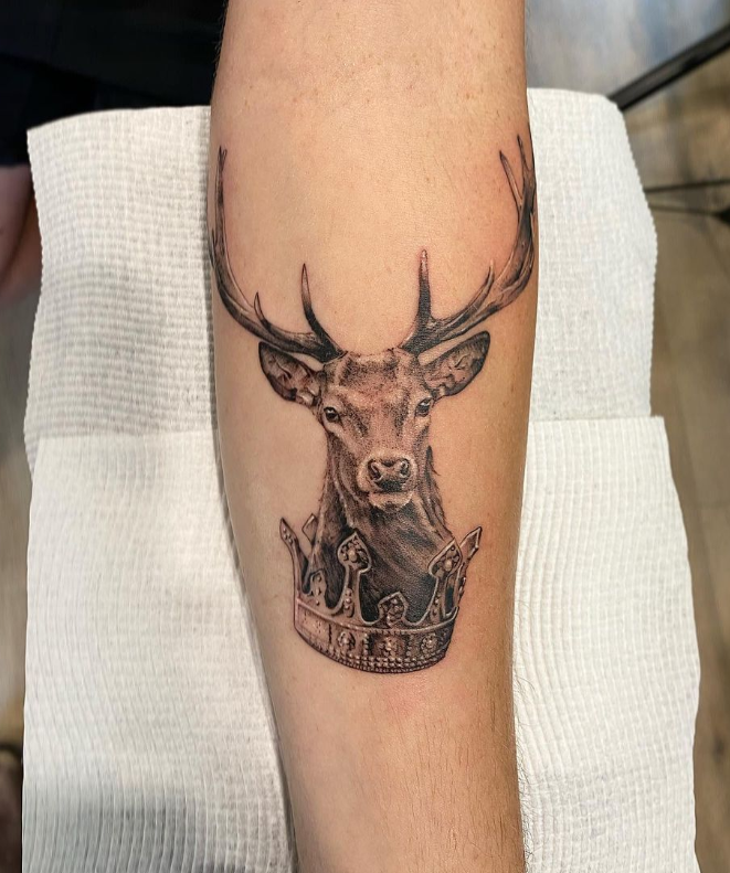 Palm Size Stag & Crown Stag Tattoo 