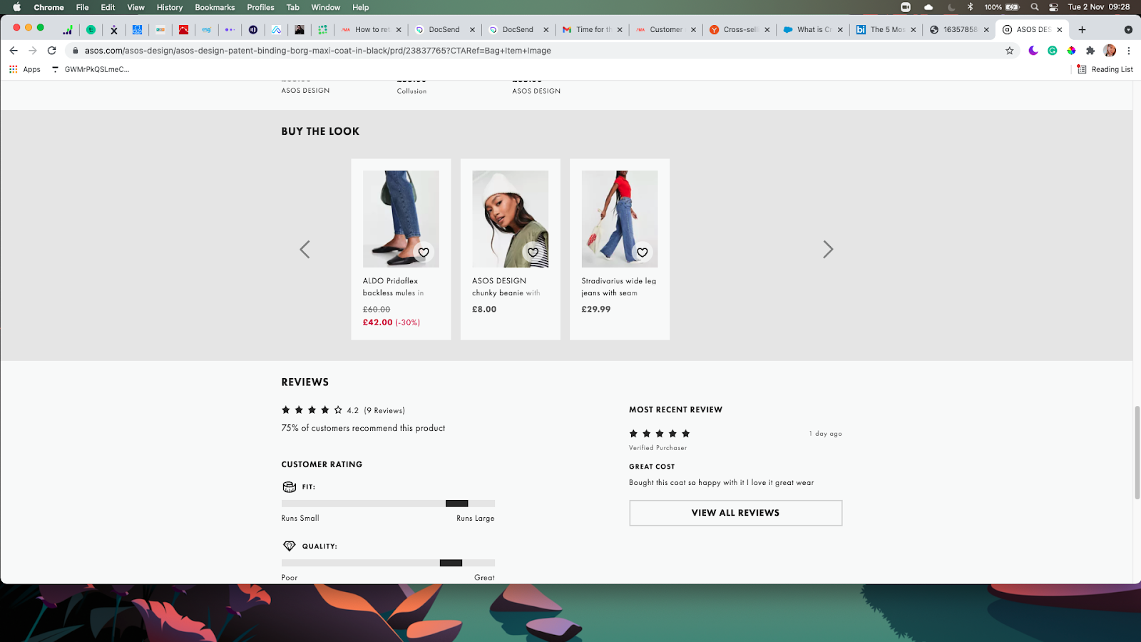 Screenshot from asos website suggesting complementary items to the customer before purchase. 