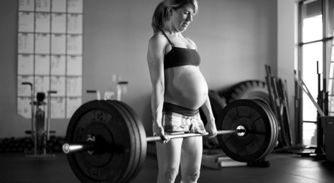 CrossFit Training During Pregnancy - BoxLife Magazine