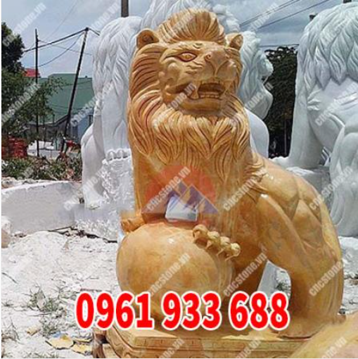 Tượng sư tử đá từ đá ngọc hoàng long