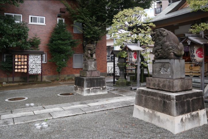 Side view of the shrine entrance