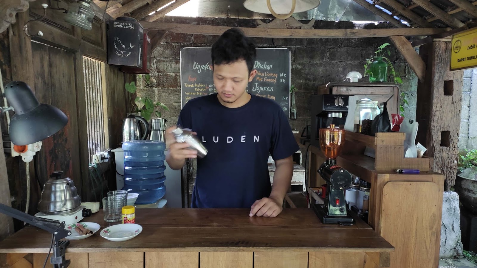 shake semua bahan yang sudah dicampur