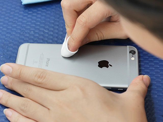 Làm thế nào khi iPhone 6/6s Plus rơi xuống nước? lam the nao khi iphone 6/ 6s plus roi xuong nuoc