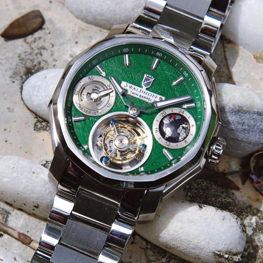 Đồng hồ Continental Emerald