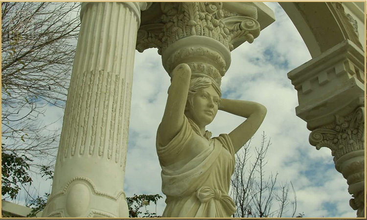 یک المان معروف در طراحی رومی، وجود مجسمه است
