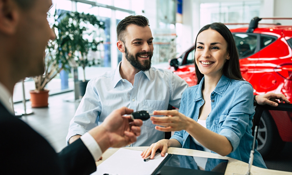 Buy a car securely from a Weelee showroom