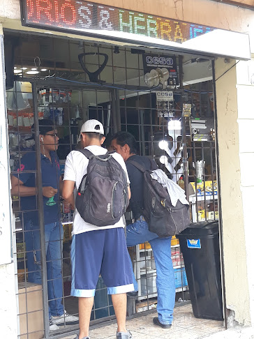 ACCESORIOS Y HERRAJES - Carpintería