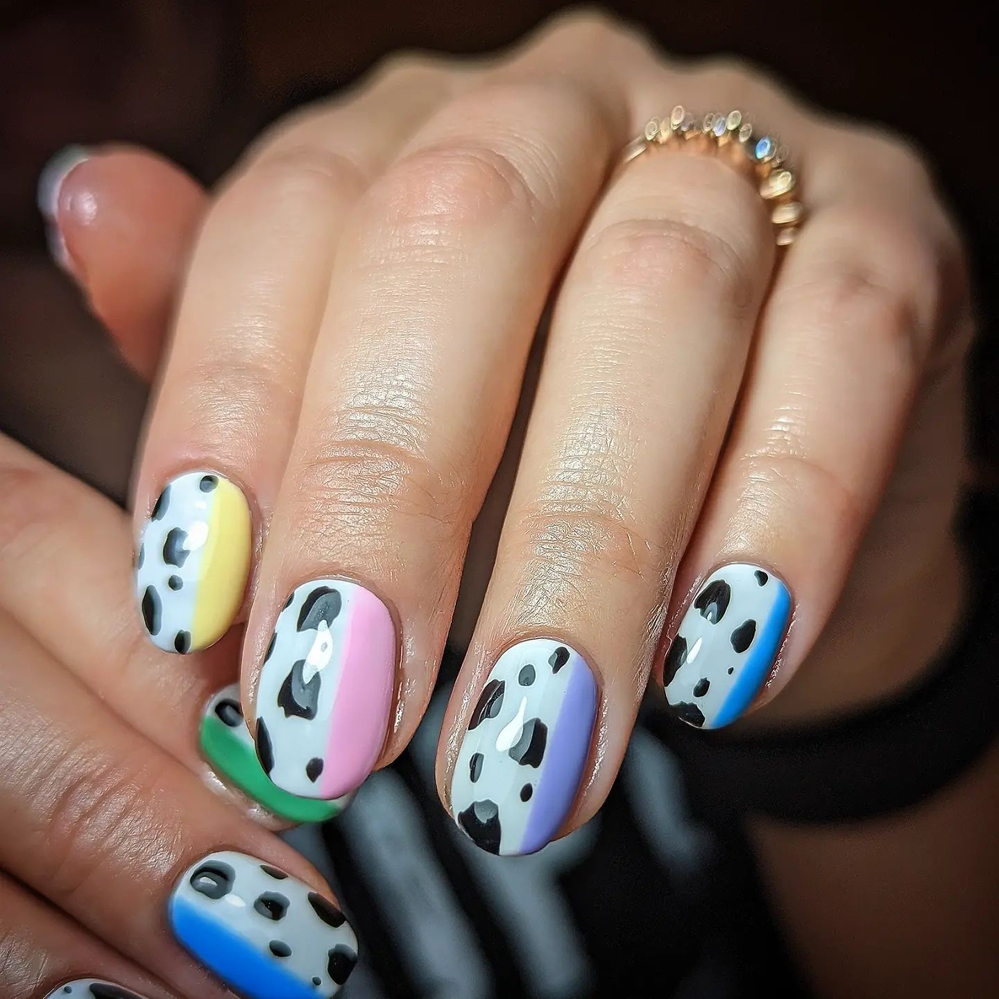 Half pastel, half cow nails for a summer nail