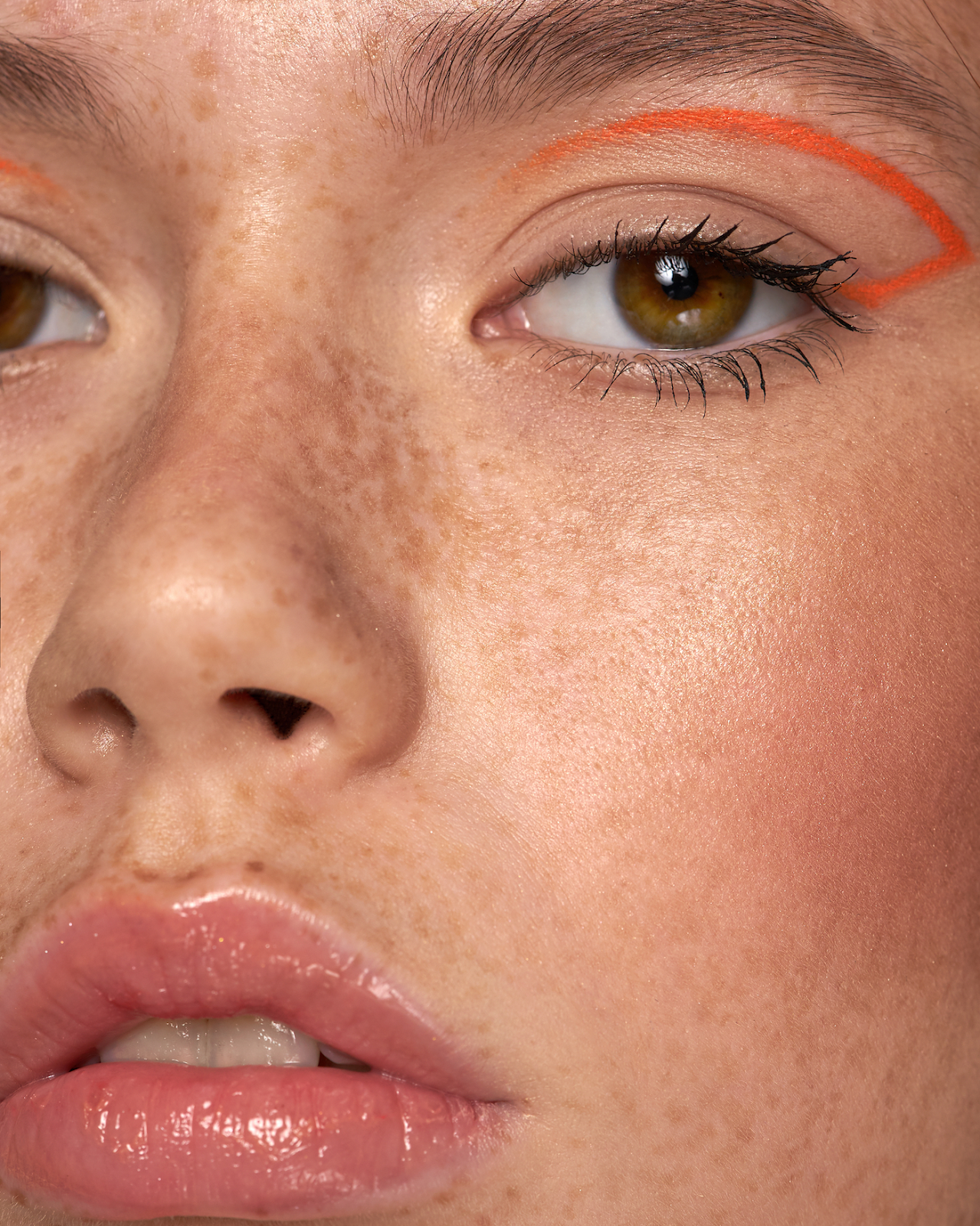 Negative Space Eyeliner