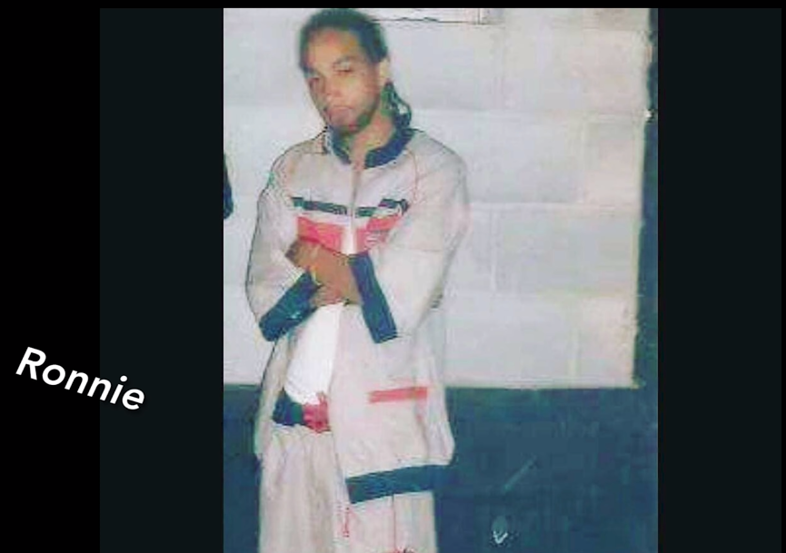 A person in a garment
Description automatically generated with low confidence