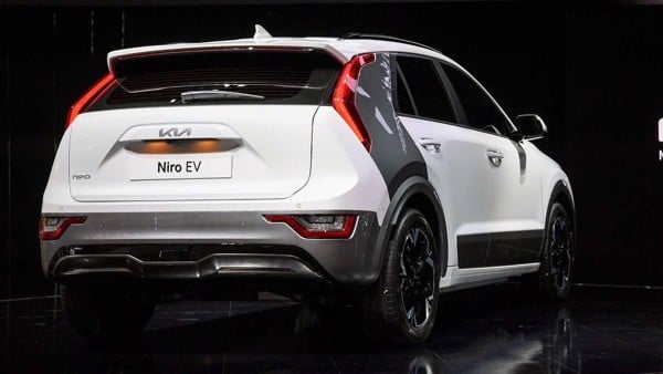 Kia Niro EV 2022 chính thức khuấy động phân khúc SUV cỡ C