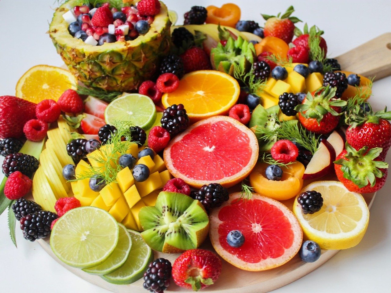 夏日裡減肥，吃什麼樣的水果才不會越減越肥？圖／摘自 pexels