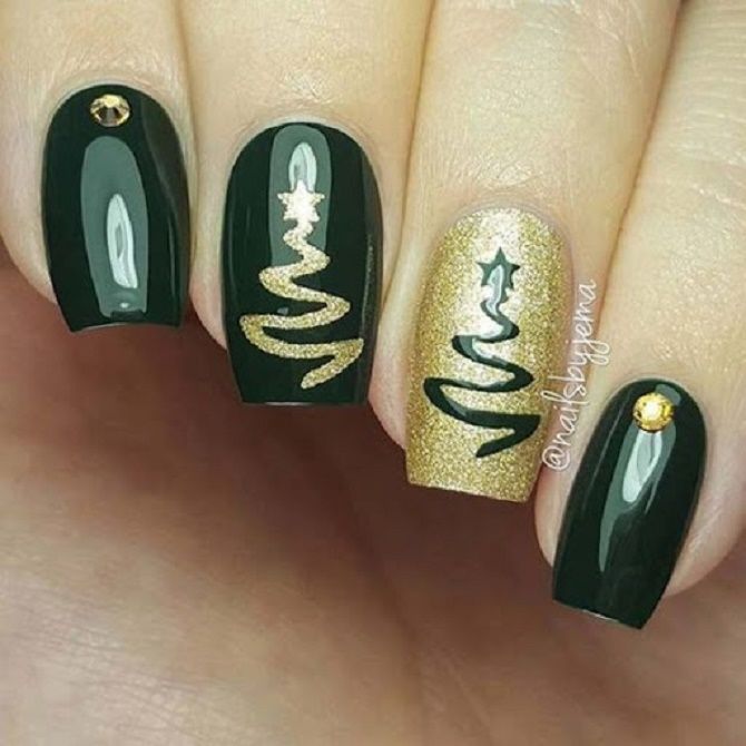 Festive manicure with a Christmas tree for the New Year 2022: 13 beautiful nail design options