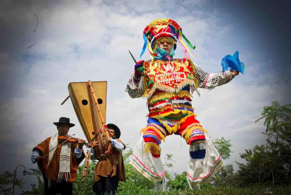 Huancavelica, cuna de danzantes de tijeras – Rumbos de Sol & Piedra