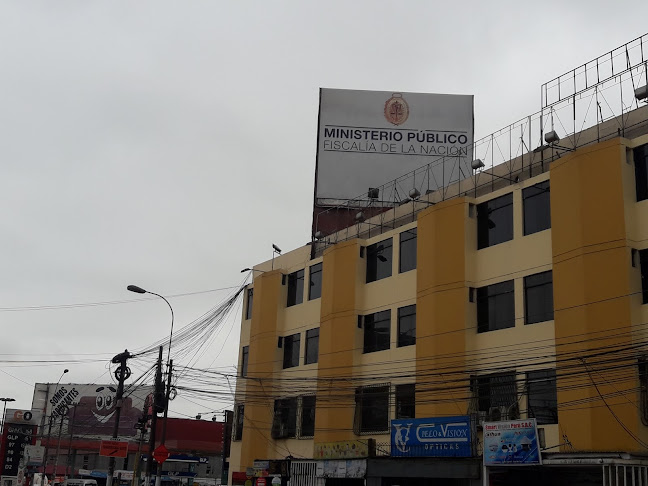 Crema y Guinda - Tienda de deporte