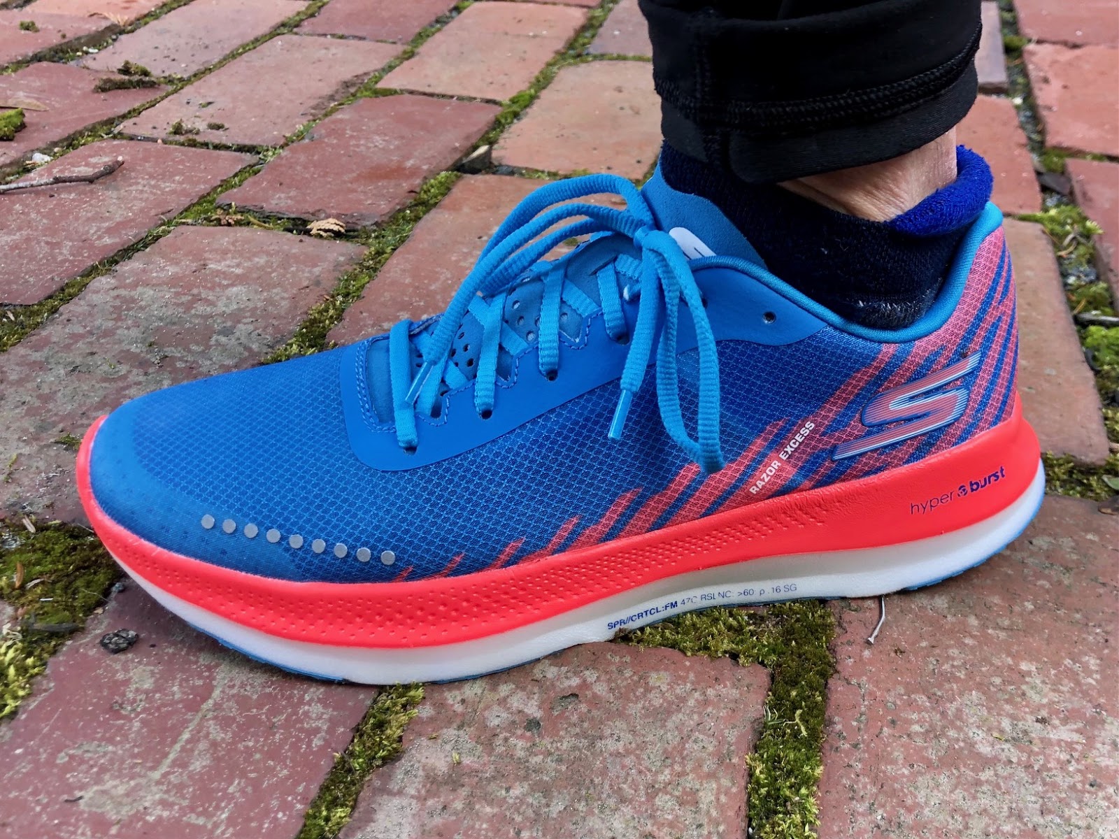 Road Trail Run: Skechers Performance GO Run Razor Excess Multi Tester  Review: Smooth, Efficient, Peppy, Light, and Reasonably Priced
