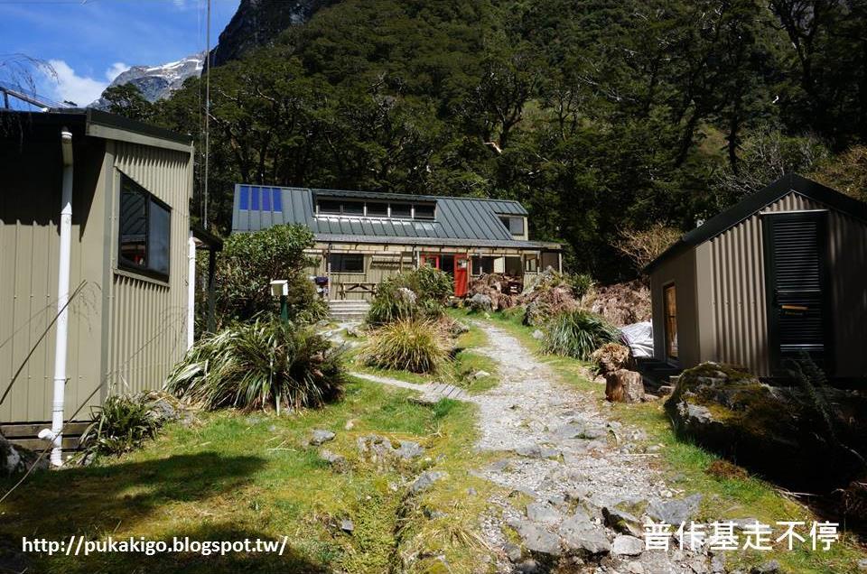C:\Users\lgwtr\Desktop\網誌經營\普佧基走不停\NZ紐西蘭_南島_Milford Track\Day 2\簡報3\投影片20.JPG