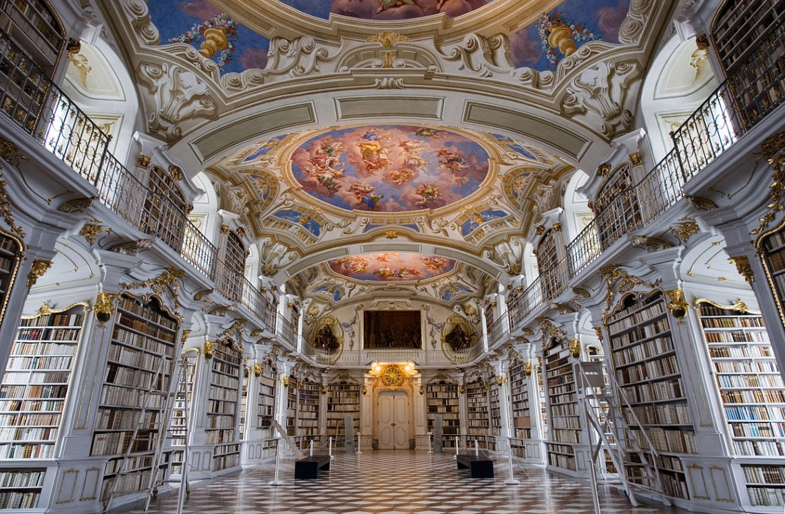 Thư viện Vatican đã có mặt trên mạng nhiều năm, và bạn có thể truy cập từ đây