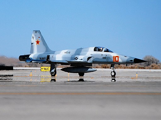 F-5N of VFC-13 taxis at NAS Fallon in March 2015