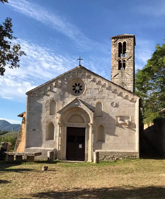 Hành hương theo con đường Camino của Thánh Phanxico ở Ý