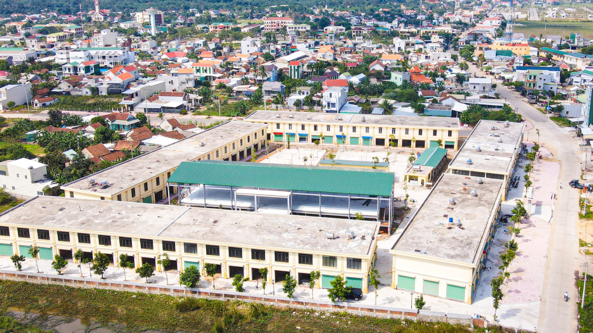 Khu phố chợ Đông Phú