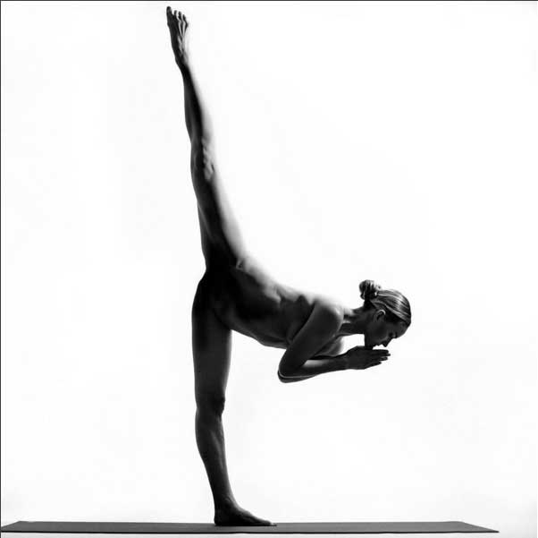 Nude Yoga Girl 13