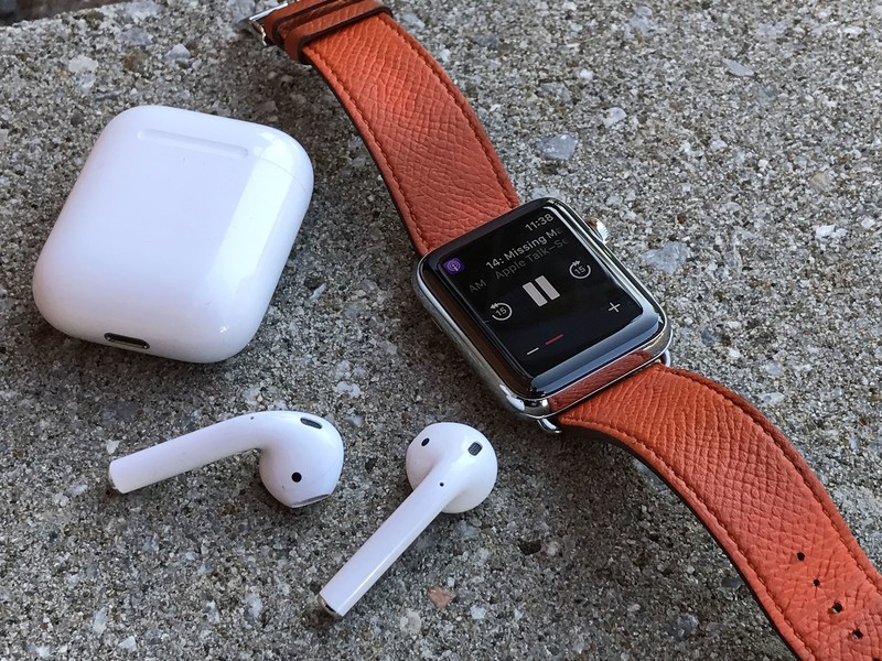 how to connect airpods to apple watch