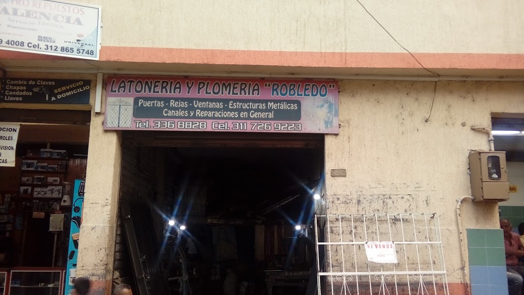 Latoneria Y Plomeria Robledo