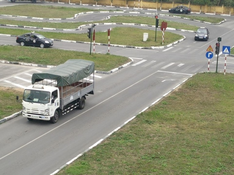 Thi bằng lái xe hạng C
