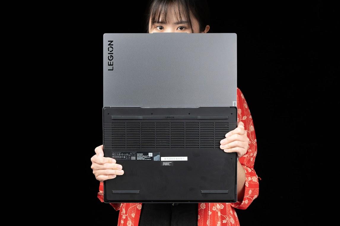 全滿血電競筆電 Lenovo Legion 5i Gen 7 15IAH7H 超詳細全評測！搭載 Intel® CoreTM 12th Gen 12700H、HDMI 2.1、Thunderbolt 4 遊戲筆電、筆記型電腦開箱體驗｜科技狗 3C Dog - 4K, HDMI 2.1, Intel® CoreTM i7, Legion 5i, Legion 5i Gen 7 15IAH7H, LENOVO, PTT, 科技狗, 筆電, 評測, 開箱上手, 開箱評測, 體驗 - 科技狗 3C DOG