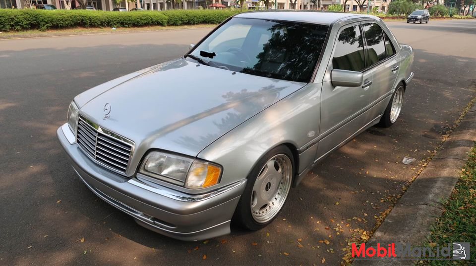 mercedes benz c-class