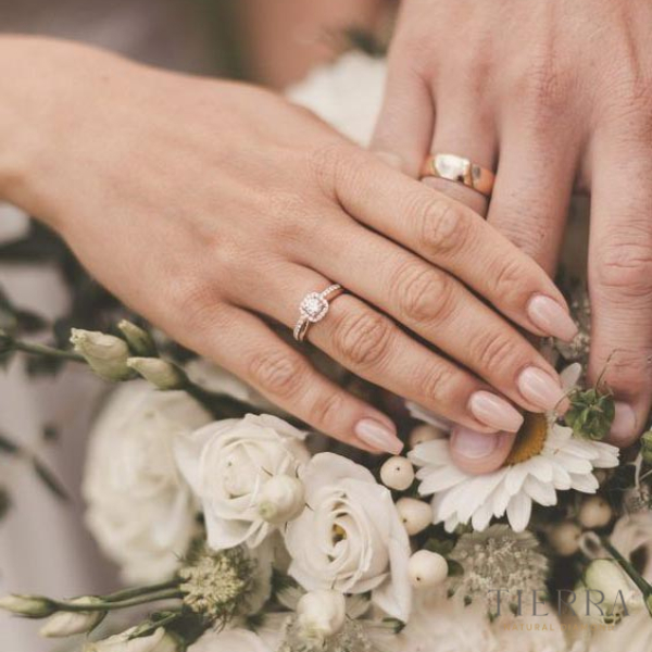 Chọn vàng cưới phù hợp trong Ngày đẹp nhất