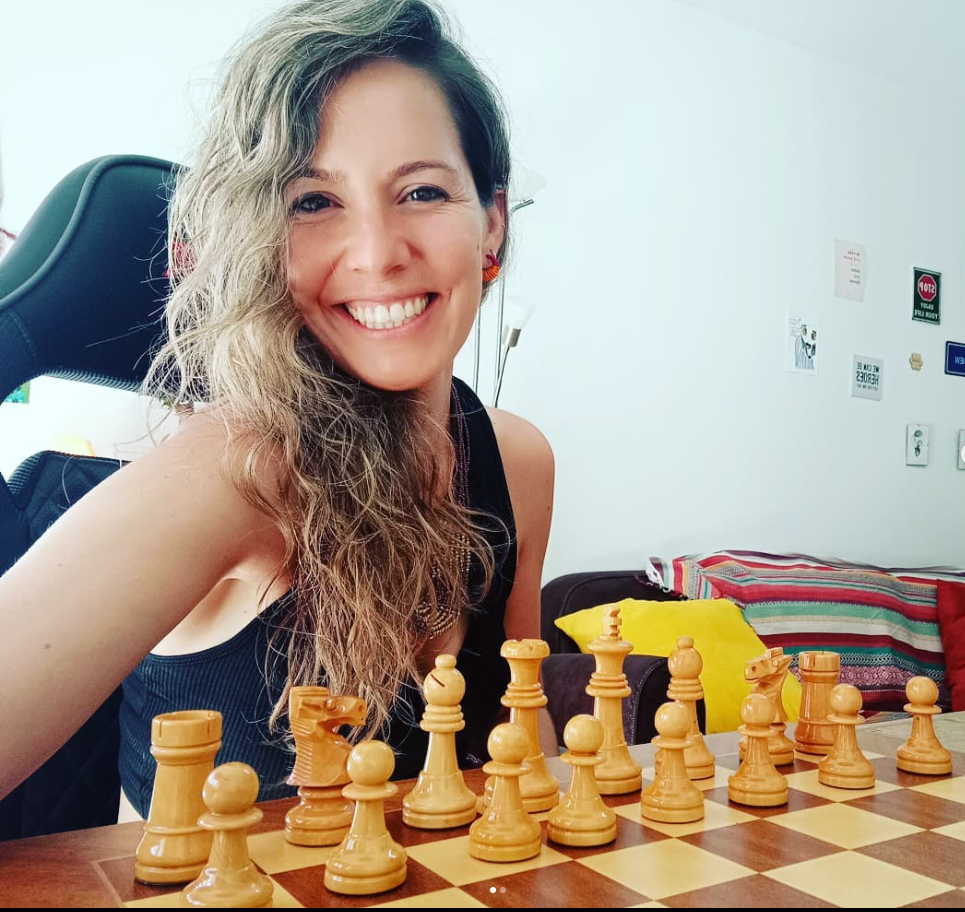 how to go live playing chess game｜TikTok Search