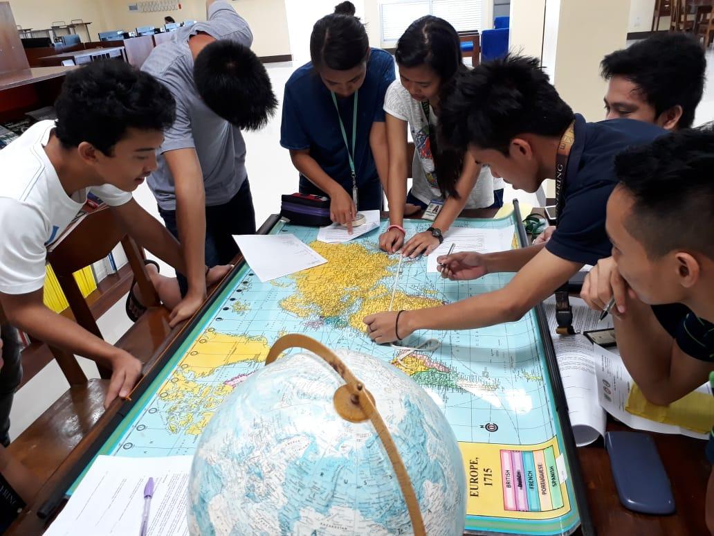 BSGE-2 Students during their laboratory exercise about Map Projection in Cartography