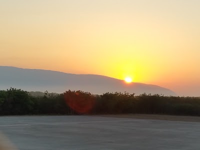 Photos of Mar&iacute;a Montez Airport