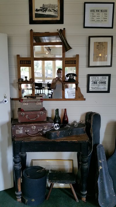 Photos of Colac East Hotel