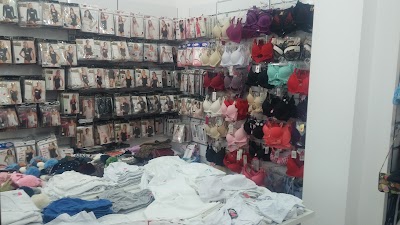 Photos of &Ccedil;arşı Pazar AVM. Binbir&ccedil;eşit
