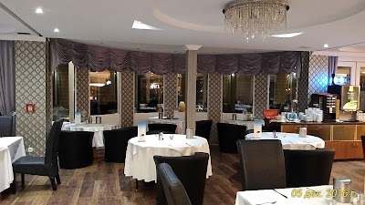 Photos of Relax & Event Danube Hotel ****