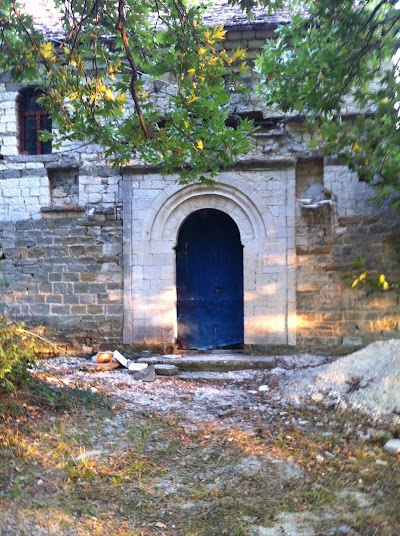 Photos of &Alpha;&gamma;ί&alpha; &Pi;&alpha;&rho;&alpha;&sigma;&kappa;&epsilon;&upsilon;ή