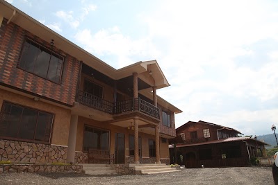 Photos of Hoster&iacute;a Se&ntilde;orial Del Churo